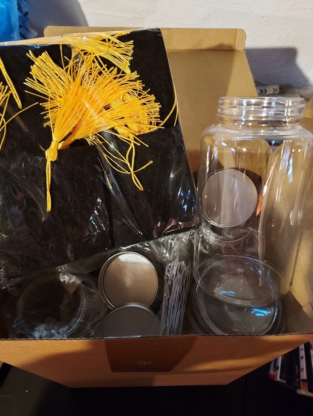 Amazon 12 Pack Graduation Cap And Clear Jars Party Decorations